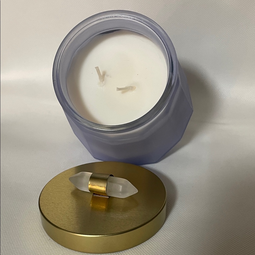 DW Home Crushed Lavender & Herbs Candle - Picture 3 of 3